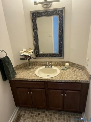 10108 Cedar Knoll Ln, Henrico, VA 23233
