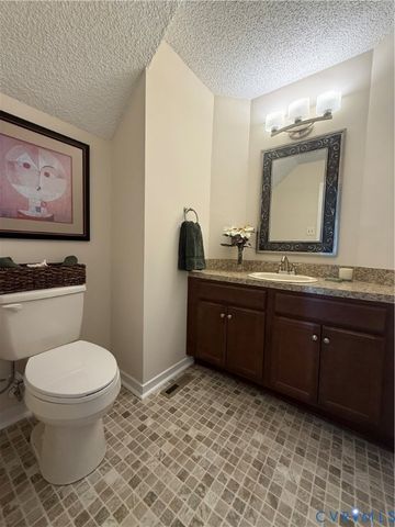 10108 Cedar Knoll Ln, Henrico, VA 23233