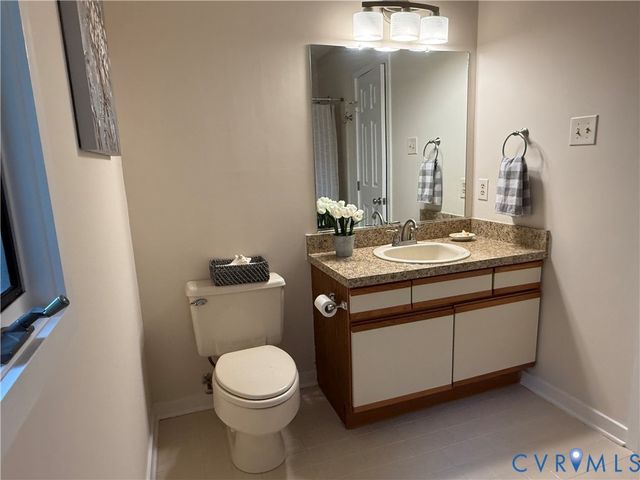 10108 Cedar Knoll Ln, Henrico, VA 23233