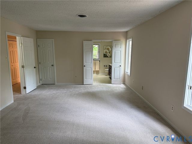 10108 Cedar Knoll Ln, Henrico, VA 23233