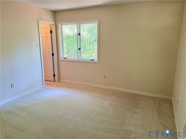 10108 Cedar Knoll Ln, Henrico, VA 23233