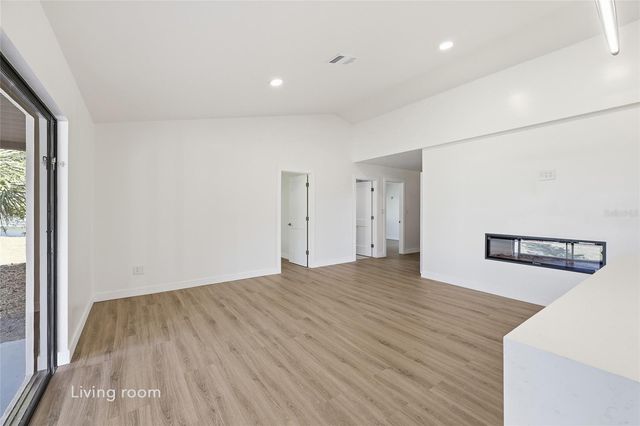 1325 RIVERSIDE DRIVE, Tarpon Springs, FL 34689