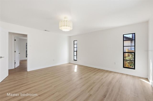 1325 RIVERSIDE DRIVE, Tarpon Springs, FL 34689