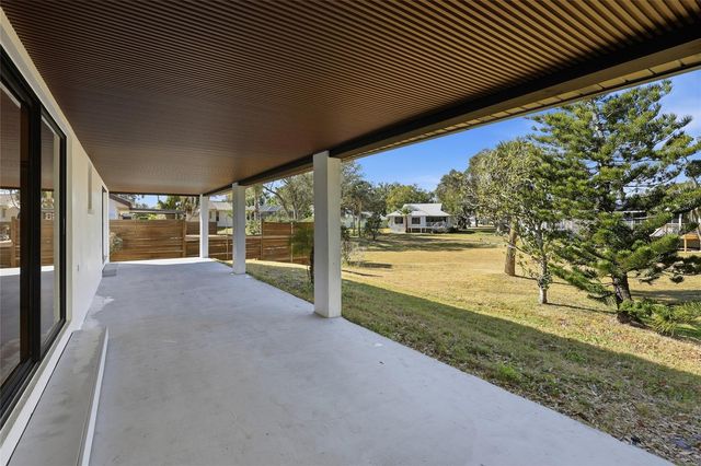 1325 RIVERSIDE DRIVE, Tarpon Springs, FL 34689