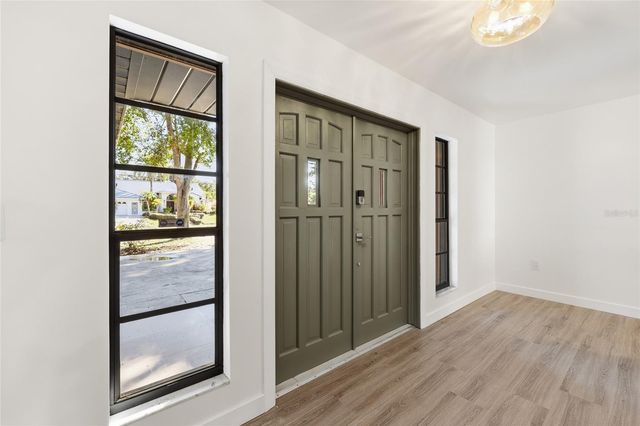 1325 RIVERSIDE DRIVE, Tarpon Springs, FL 34689