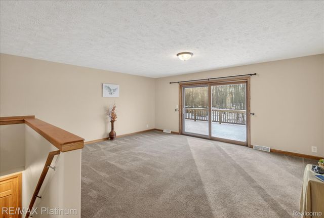 2670 E Maple Road, Milford Charter Township, MI 48381