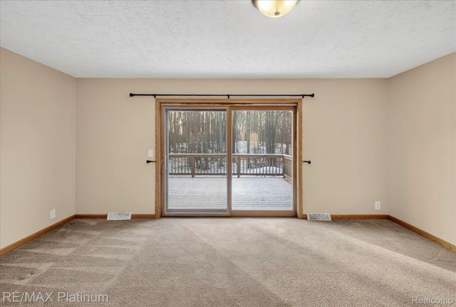 2670 E Maple Road, Milford Charter Township, MI 48381