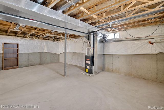 2670 E Maple Road, Milford Charter Township, MI 48381