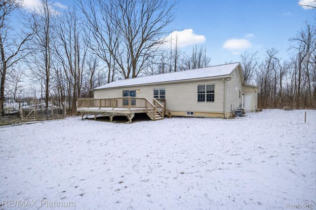 2670 E Maple Road, Milford Charter Township, MI 48381
