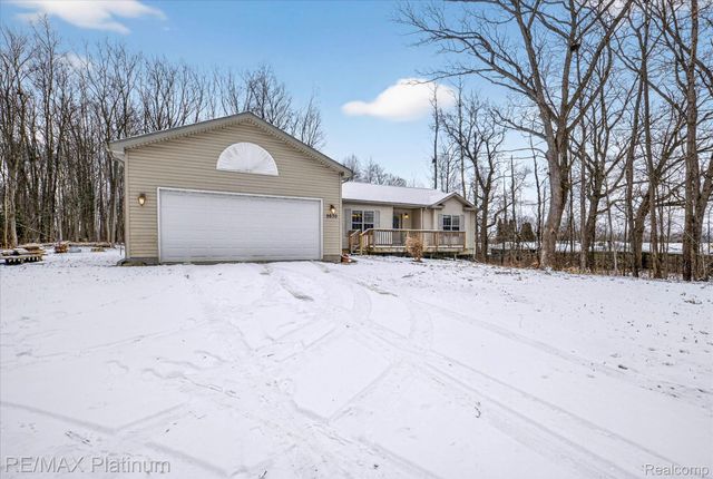 2670 E Maple Road, Milford Charter Township, MI 48381