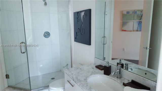 55 SE 6th St 4102, Miami, FL 33131