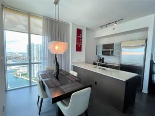 55 SE 6th St 4102, Miami, FL 33131