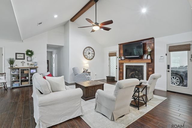 12409 Partridgewood Dr, Baker, LA 70714