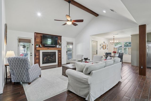 12409 Partridgewood Dr, Baker, LA 70714