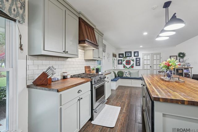 12409 Partridgewood Dr, Baker, LA 70714