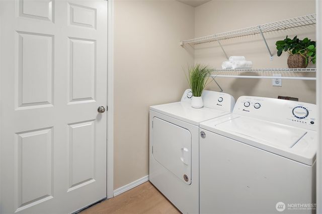 22521 SE 267th St, Maple Valley, WA 98038