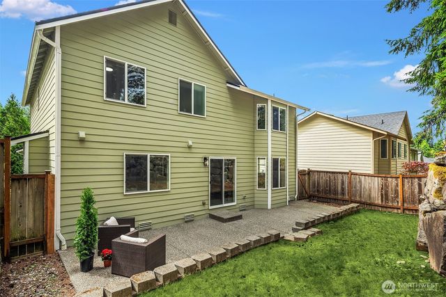 22521 SE 267th St, Maple Valley, WA 98038
