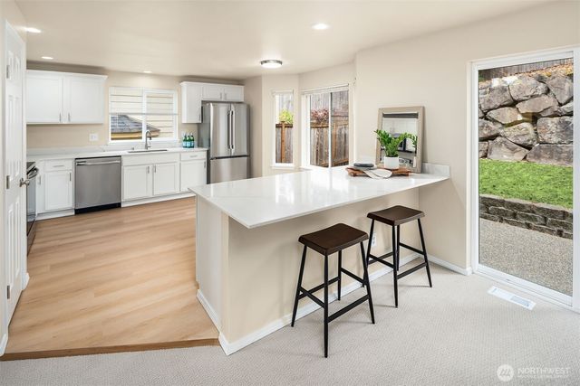 22521 SE 267th St, Maple Valley, WA 98038