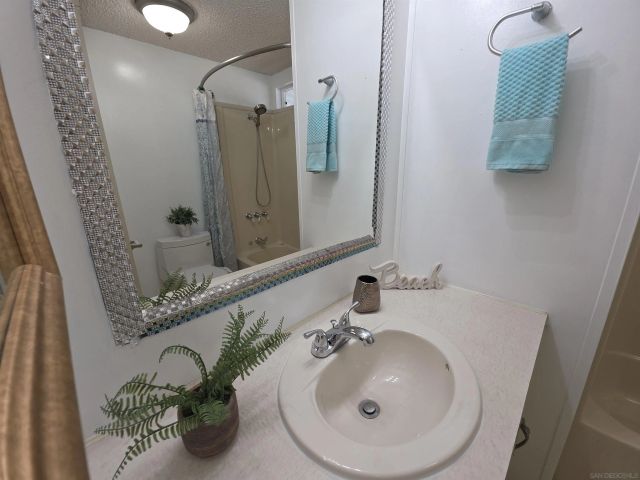 4832 Old Cliffs Rd, San Diego, CA 92120