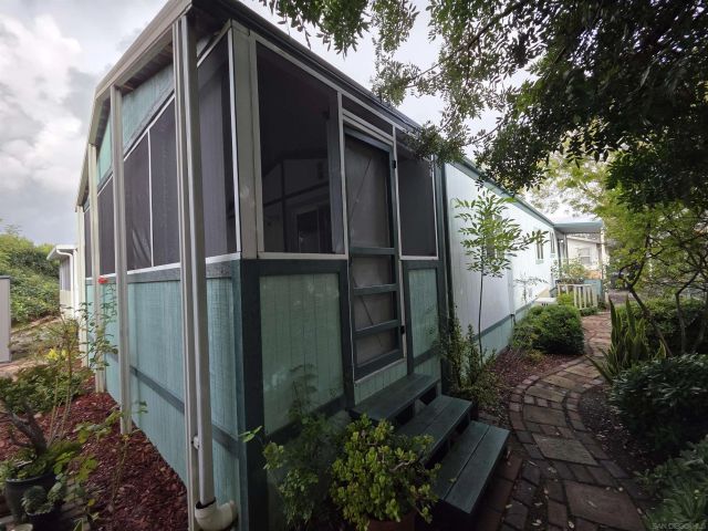 4832 Old Cliffs Rd, San Diego, CA 92120