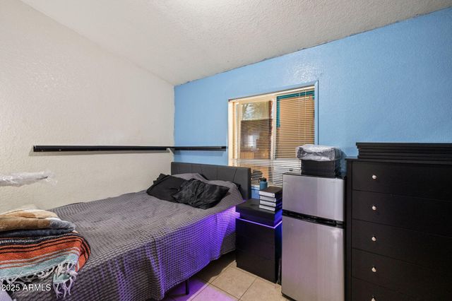 24975 N NAPLES Street, Paulden, AZ 86334