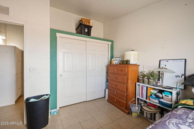 24975 N NAPLES Street, Paulden, AZ 86334