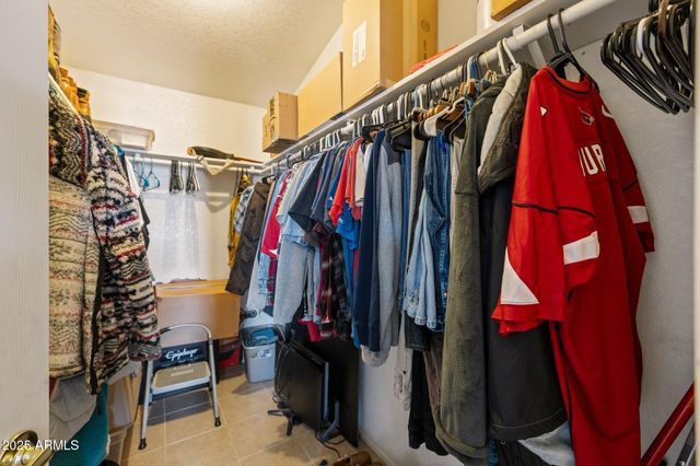 24975 N NAPLES Street, Paulden, AZ 86334