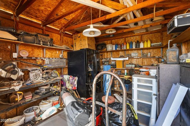 24975 N NAPLES Street, Paulden, AZ 86334