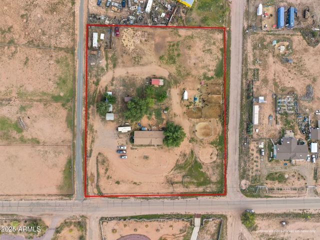24975 N NAPLES Street, Paulden, AZ 86334