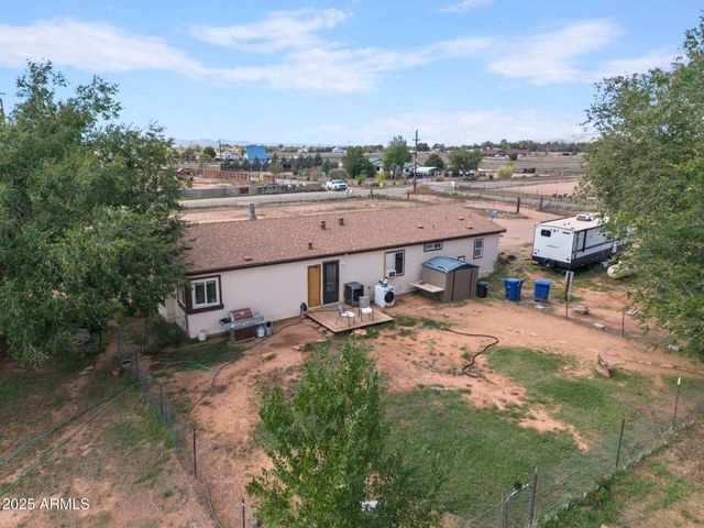 24975 N NAPLES Street, Paulden, AZ 86334