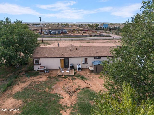 24975 N NAPLES Street, Paulden, AZ 86334
