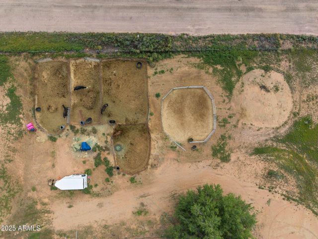 24975 N NAPLES Street, Paulden, AZ 86334