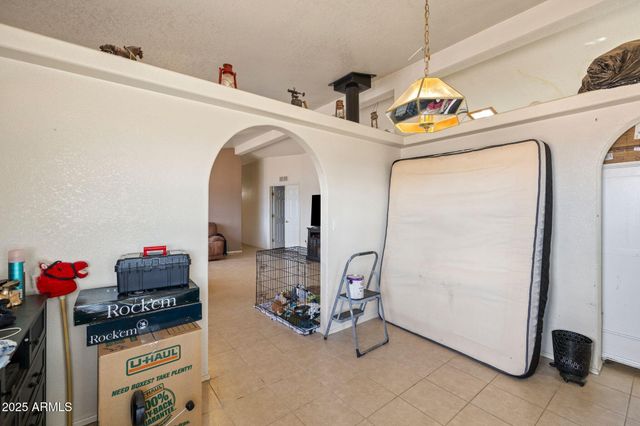 24975 N NAPLES Street, Paulden, AZ 86334