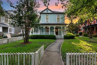 1007 Heights Boulevard, Houston, TX 77008
