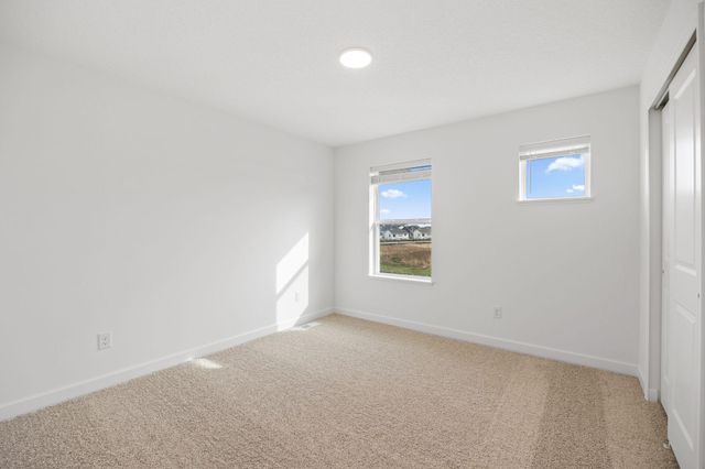 5117 Windlass Drive, Woodbury, MN 55129