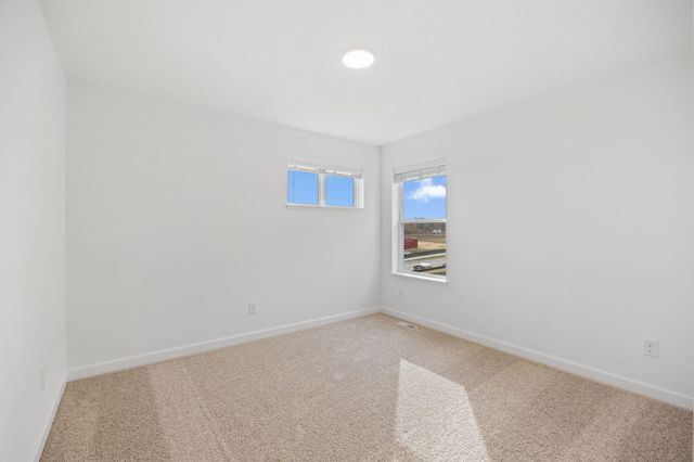 5117 Windlass Drive, Woodbury, MN 55129