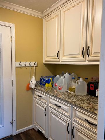 1406 Wildwood Drive, Nashville, AR 71852