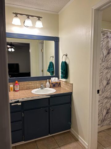 1406 Wildwood Drive, Nashville, AR 71852