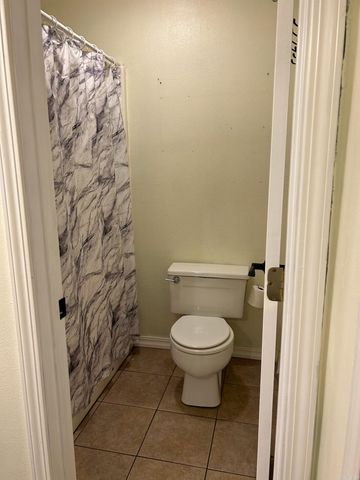 1406 Wildwood Drive, Nashville, AR 71852