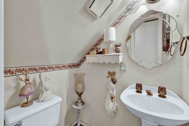 151 Buffalo Creek Drive, Crandall, TX 75114