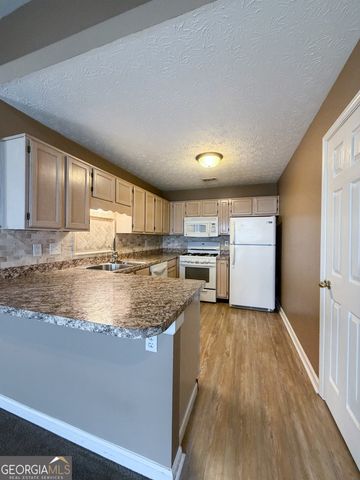 2711 Highland Ridge NW, Kennesaw, GA 30152