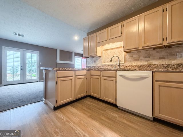 2711 Highland Ridge NW, Kennesaw, GA 30152