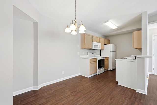 8658 S Bridge Dr Apt L, Surfside Beach, SC 29575