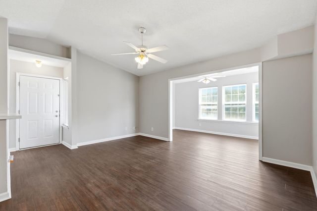 8658 S Bridge Dr Apt L, Surfside Beach, SC 29575