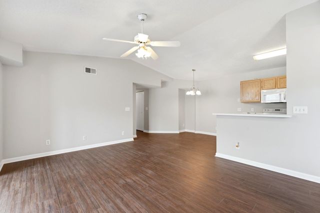 8658 S Bridge Dr Apt L, Surfside Beach, SC 29575