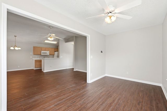 8658 S Bridge Dr Apt L, Surfside Beach, SC 29575