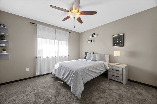 4695 Herbert Hoover Hwy SE, Iowa City, IA 52240