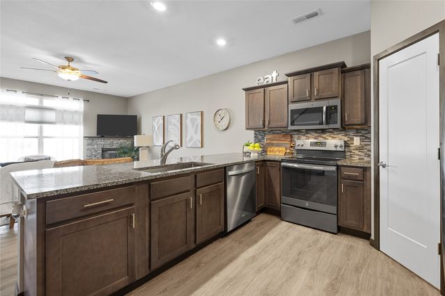 4695 Herbert Hoover Hwy SE, Iowa City, IA 52240