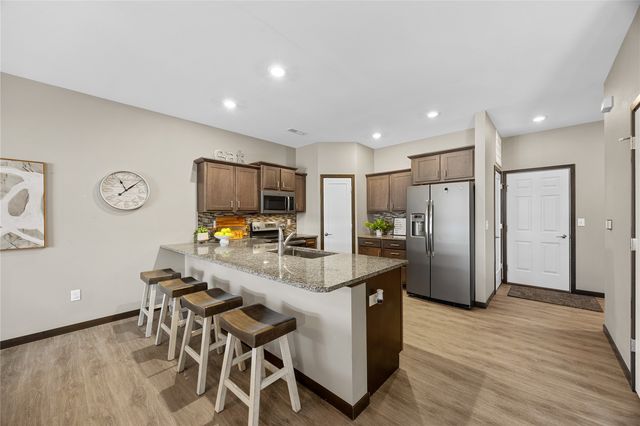 4695 Herbert Hoover Hwy SE, Iowa City, IA 52240