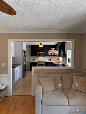 6243 Violet Cir, Mechanicsville, VA 23111